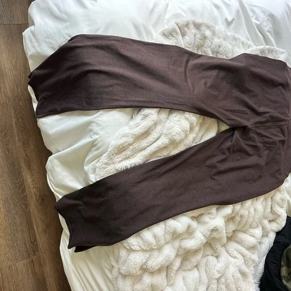 Vuori Halo Slim Flare - Picture 5 of 5